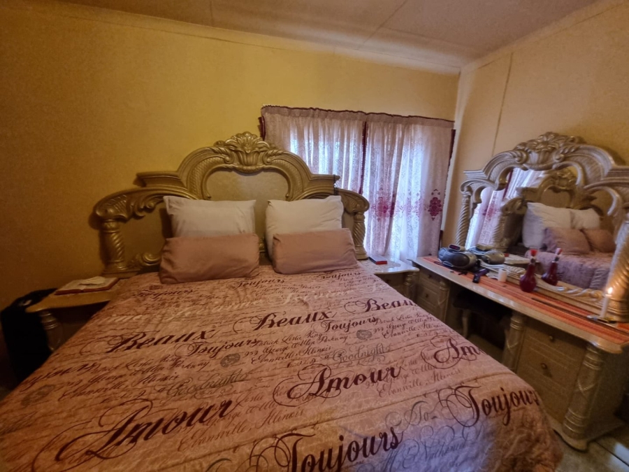 2 Bedroom Property for Sale in Thorisong Free State